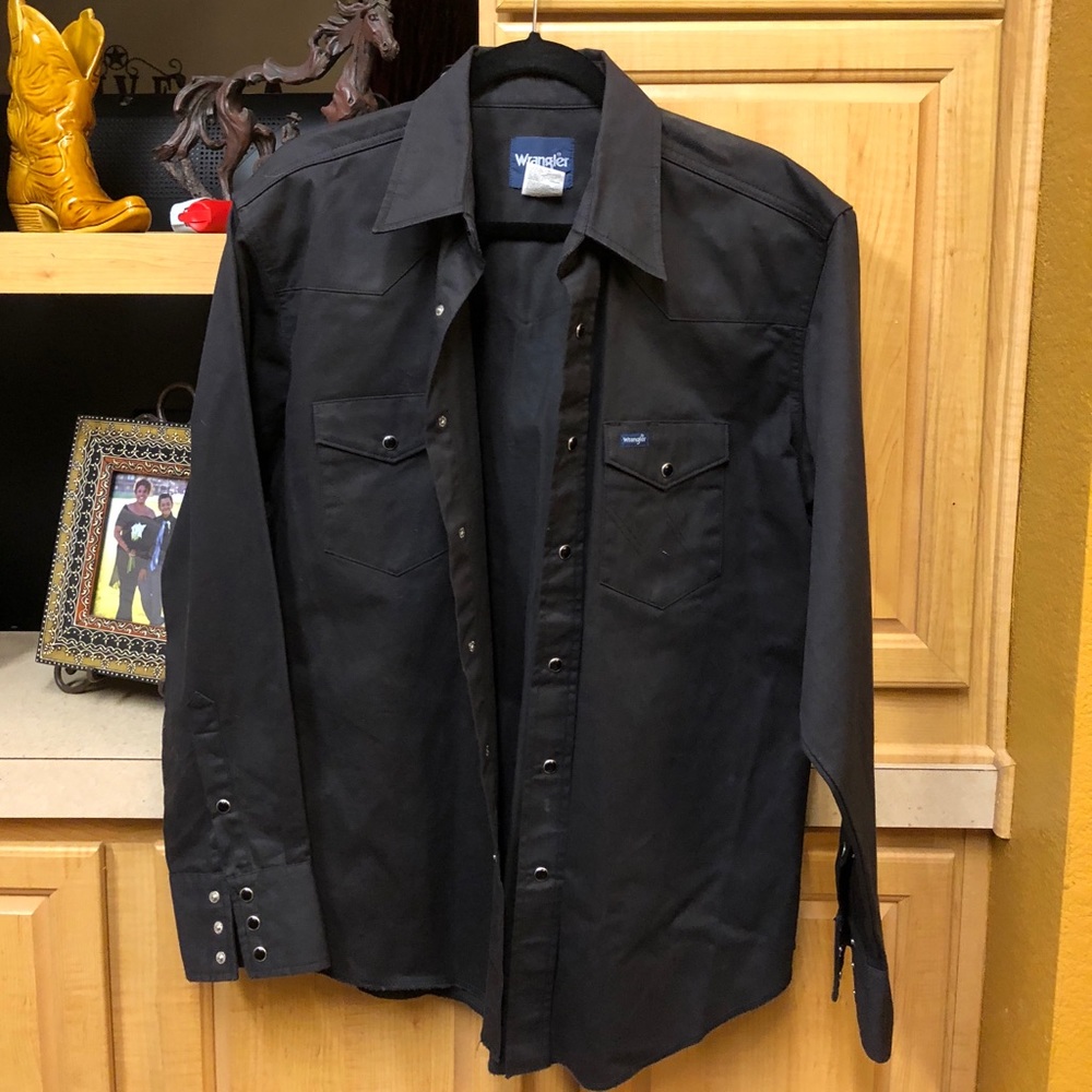 Black wrangler dress shirt